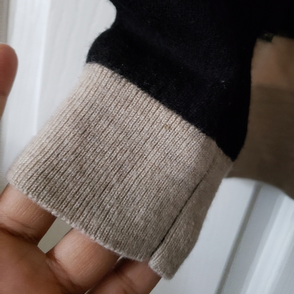 100% merino wool Banana republic sweater size smal - Picture 2 of 6